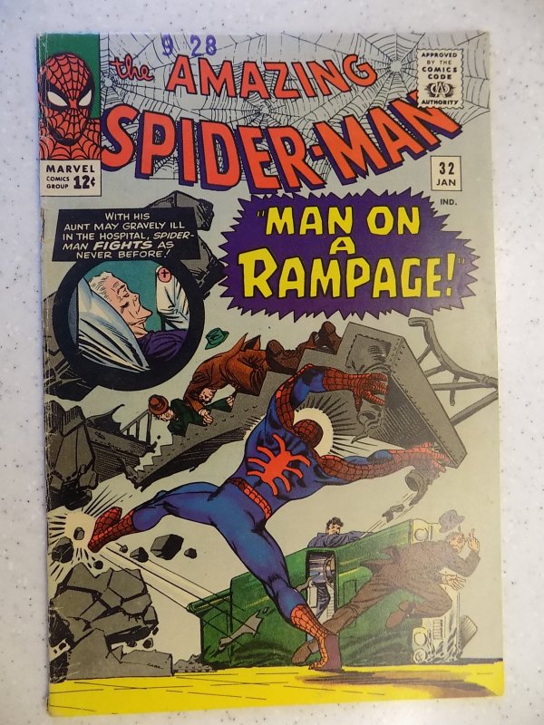 AMAZING SPIDER-MAN # 32 MARVEL ACTION ADVENTURE DITKO 