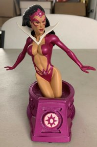 Blackest Night Violet Lantern Star Sapphire Bust  