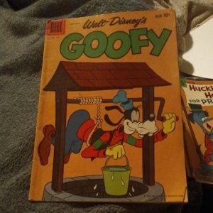 Four Color #987 Dell comics 1959 Walt Disneys Goofy silver age cartoon stories