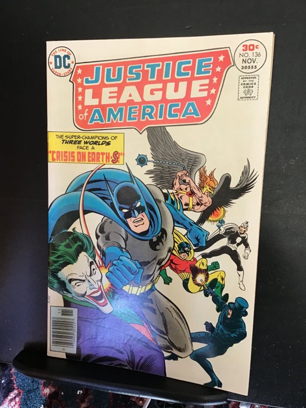 Justice League of America #136  (1976) high-grade  Joker crisis earth x  NM-