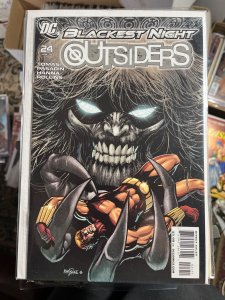 The Outsiders #24 (2010)
