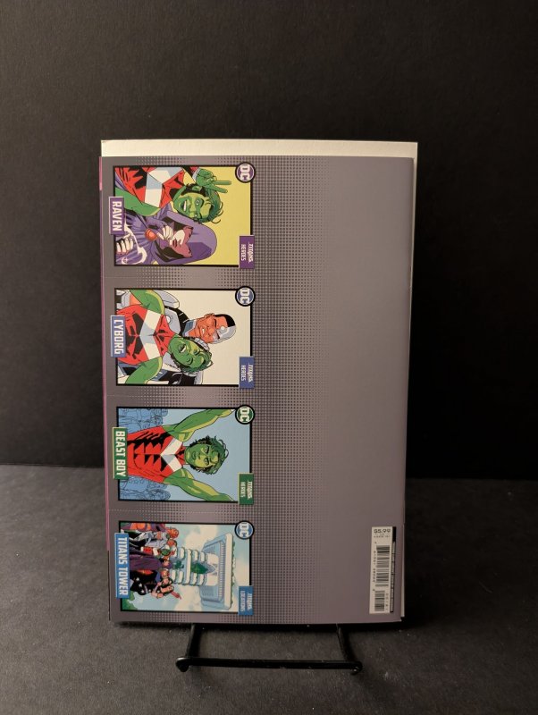 Titans #1 Trading Card Variant (2023)