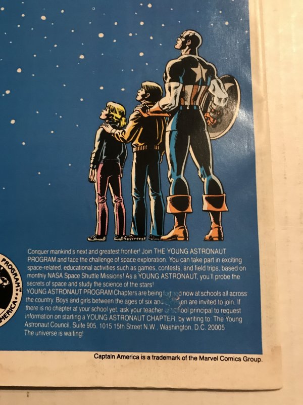 Alpha Flight #26 : Marvel 9/85 VG+; John Byrne cover, Puck, Snowbird
