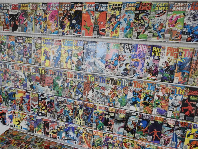 Huge Lot 190+ Comics W/ Captain America, Daredevil, Thor, FF+ Avg VG+ Condition!