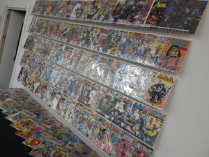 Huge Lot of 150+ Comics W/ Punisher, Avengers +More! Avg. VF- Condition!