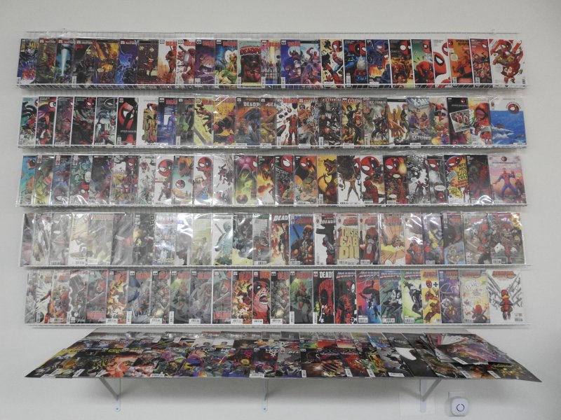 Huge Lot of 200+ Comics W/ Deadpool, Spiderman, Black Panther Avg. VF+ Condition