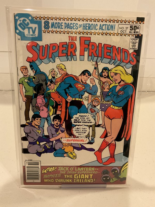 Super Friends #37  F  1980  Supergirl Guest Stars!