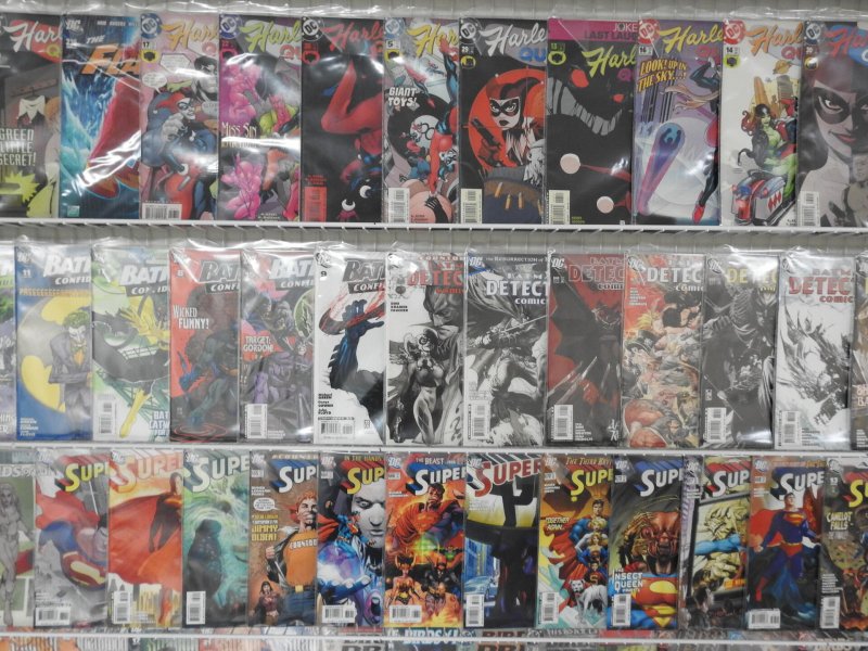 Huge Lot 170+ Comics W/Batman, Superman, Birds of Prey+ Avg VF- Condition!