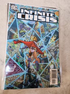 Infinite Crisis #2 George Pérez Cover (2006)