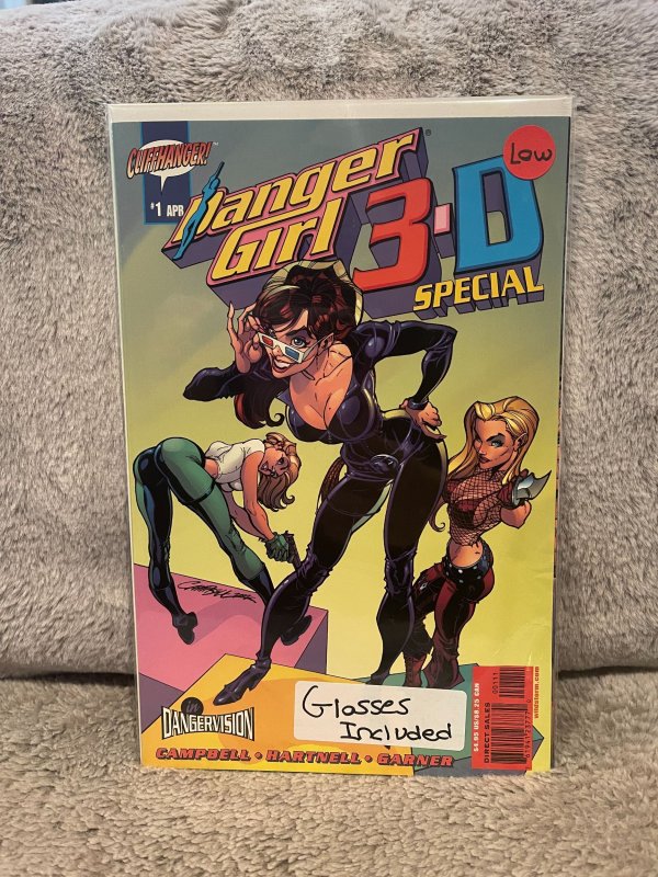 Danger Girl: 3-D Special (2003)