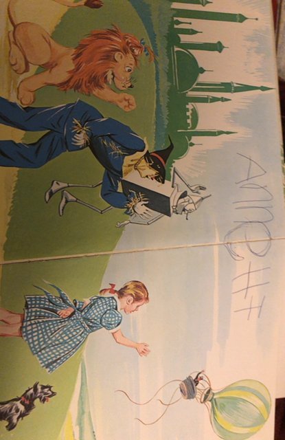The Wizard of Oz, BAUM, 1962, Grosset and Dunlap, very minor scribble