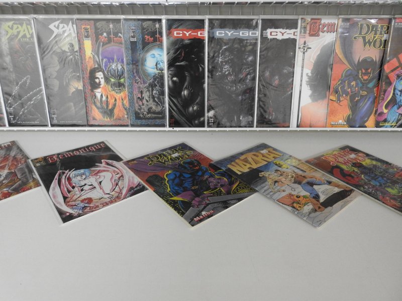 Huge Lot 120+ W/ Spawn, Lady Death, GI Joe+ Avg VF/NM Condition.