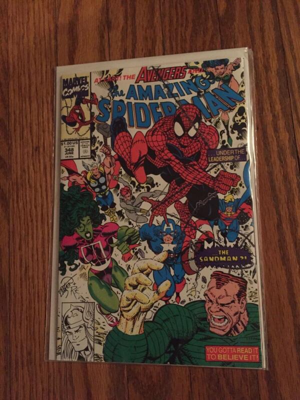 Nice amazing spiderman comic lot. Appearances by Venom, Cap, 2nd Carnage.