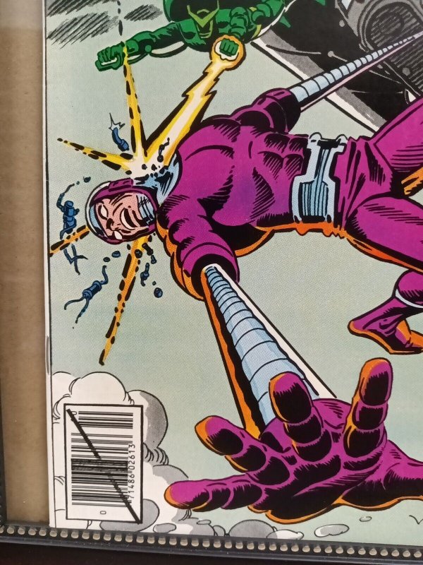 MACHINE MAN #11 NM-  MARVEL COMICS *1979* P03