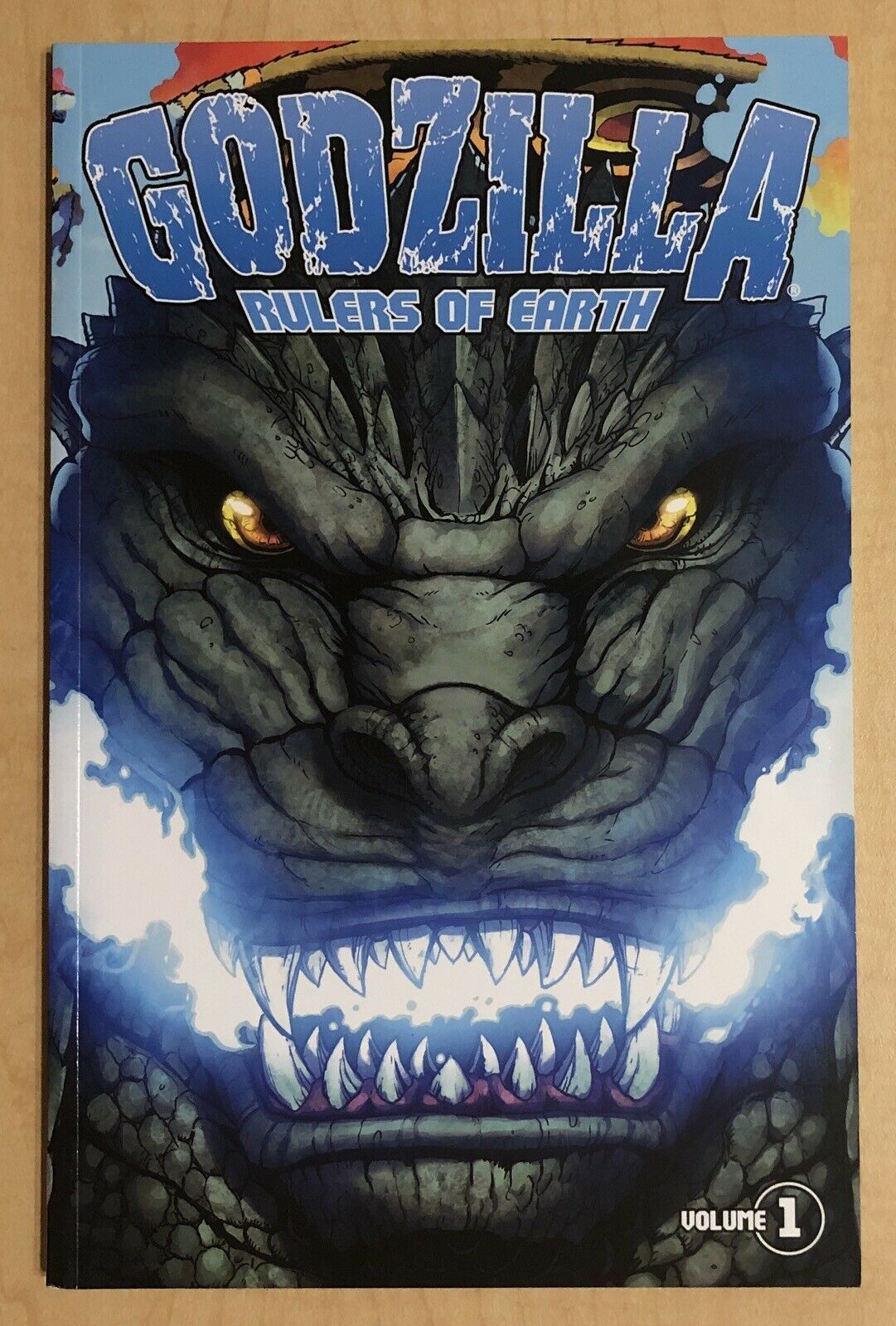 Godzilla Rulers of Earth (2013 IDW) comic books