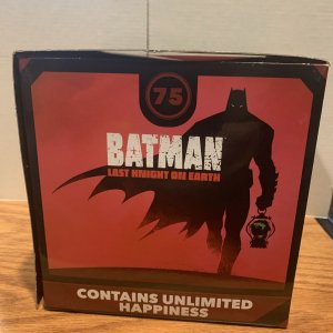 Q Fig Batman Last Knight on Earth Quantum Mechanix Elite Figure Statue Display 