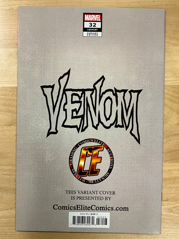 Venom #32 Hotz Cover B (2021)