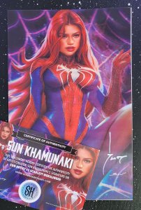 SIGNED Con Artists #3 || Khamunaki Scarlett Webslinger LENTICULAR || LTD 50