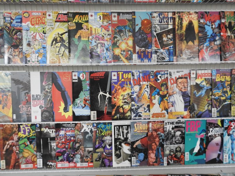 Huge Lot 170+ Comics W/ Spider-Man, Batman, Avengers, +More! Avg FN/VF Condition