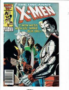Uncanny X-Men # 210 NM- Marvel Comic Book Wolverine Beast Storm Rogue CR56A