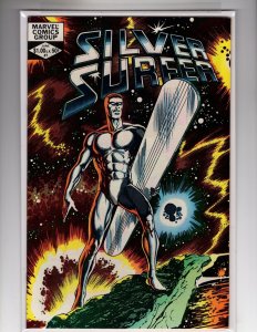 Silver Surfer #1 (1982) Stan Lee & John Byrne CLASSIC! / CR300-ECA1