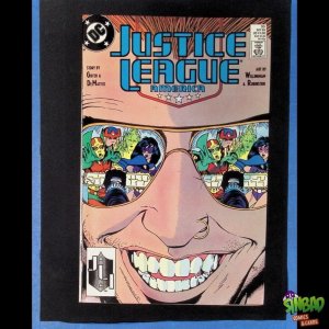 Justice League / International / America 30A