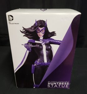 DC COMICS COVER GIRLS HUNTRESS NUMBERED LIMITED EDITION STATUE 119/5200