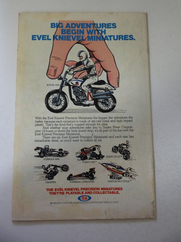 Tomb of Dracula #52 (1977) FN Condition 1/4 tear bc