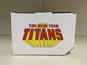 DC Collectibles The New Teen Titans Starfire Statue