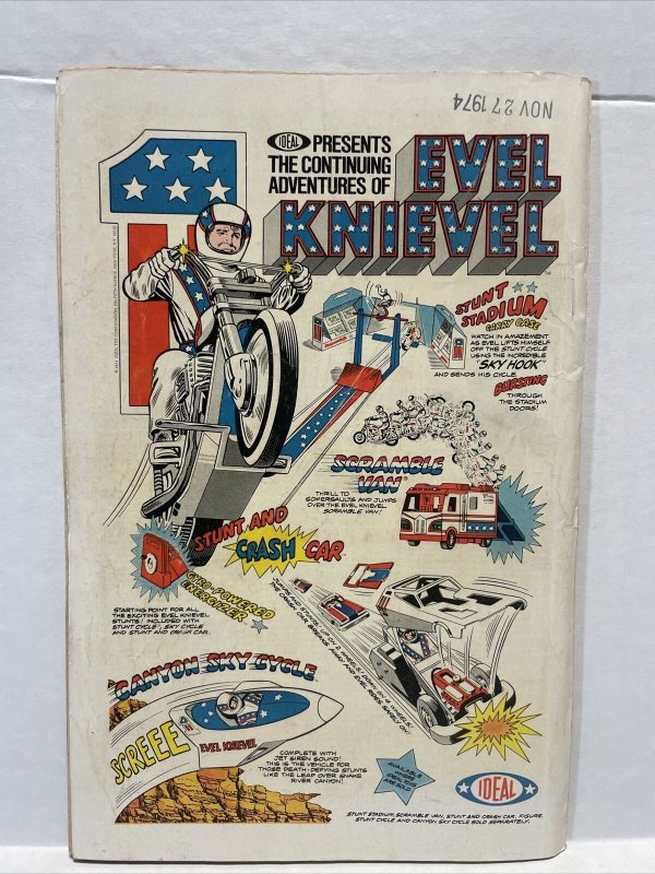 Giant Size Avengers #3 (B)