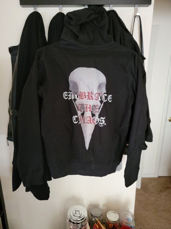 Epic Hero Embrace the Chaos Moon Knight hoodie Kids Large never worn