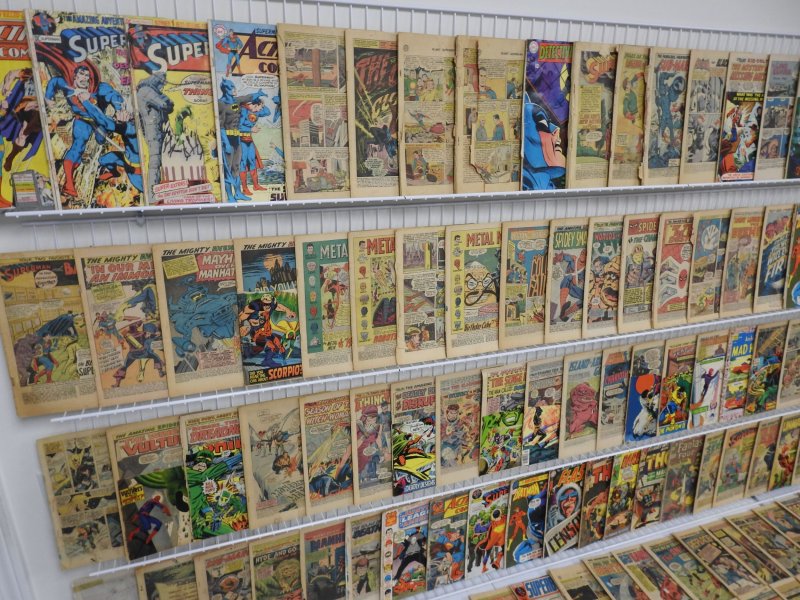 Huge Lot 150+ Low Grade Comics W/ Spider-Man, Iron Man, +More! See desc