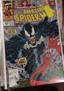 Amazing Spider-Man  # 332 1990 MARVEL punisher + venom+ black cat+ erik larsen 