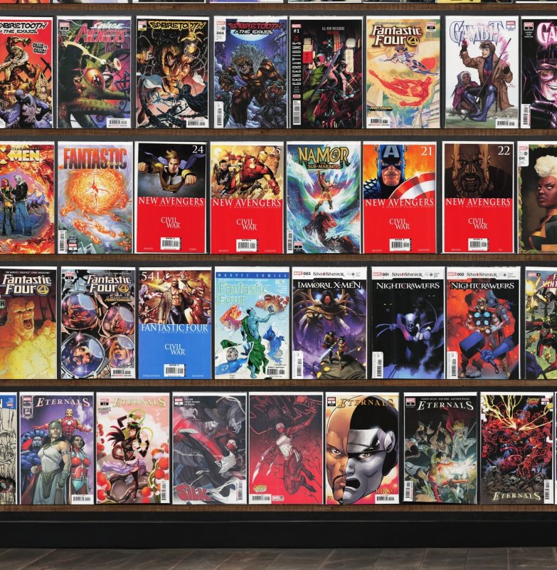 Huge Lot 170+ Comics with Old Man Logan, Extraordinary X-Men & More!