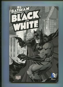 BATMAN: BLACK AND WHITE VOL. 1 TPB (8.0) SOFTCOVER!! 2007