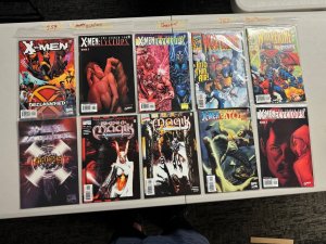 Lot of 10 Comic Lot (see pictures) 359-28