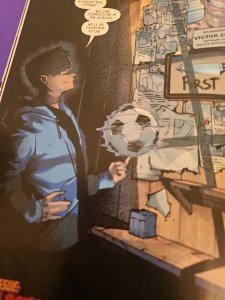 Shush BATMAN and ROBIN 5 Jorge Molina Cover NM