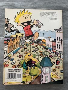 1988 THE ESSENTIAL CALVIN AND HOBBES by Bill Watterson SC VG/FN 5.0 McMeel