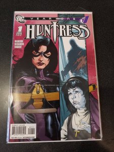 HUNTRESS: YEAR ONE (2008 Series) #1