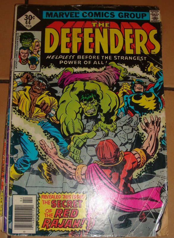 Defenders #44 Jack Kirby Cover Hulk, Power Man [Luke Cage], Valkyrie