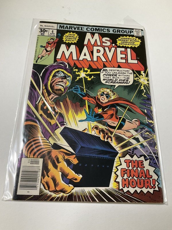 Ms. Marvel 4 Vf Very Fine 8.0 Marvel Comics