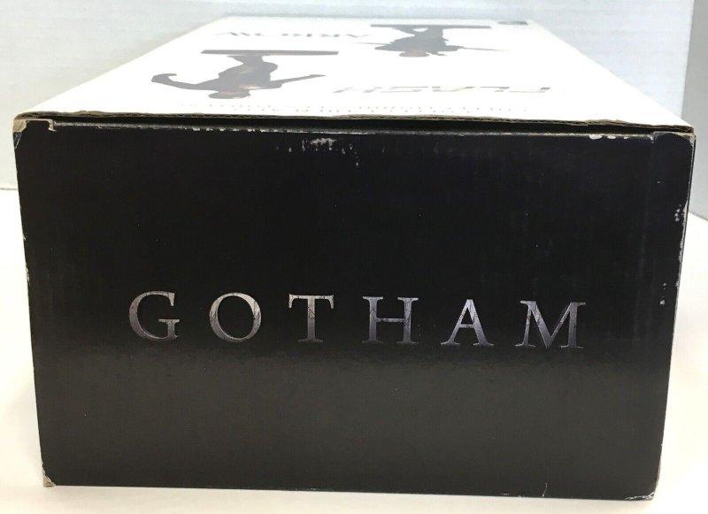 DC Collectibles Gotham JAMES GORDON  Statue NIB      *