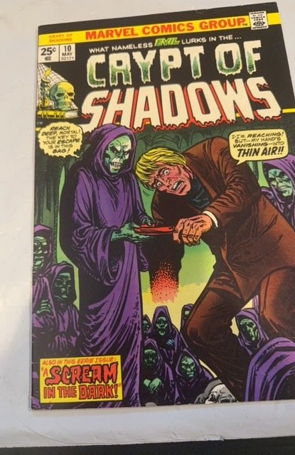 Crypt of Shadows #10 (1974)pre-code style horror