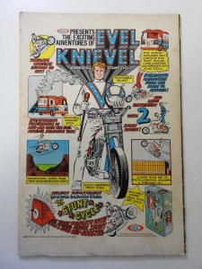 Fantastic Four #143 (1974) VG Condition centerfold detached top staple