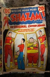 Shazam! #4 (1973) Captain Marvel / Shazam! 