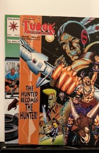 Lot of 2 Turok, Dinosaur Hunter #6,21