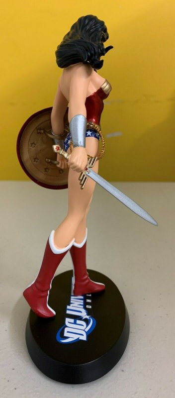 DC UNIVERSE ONLINE WONDER WOMAN STATUE JIM LEE 