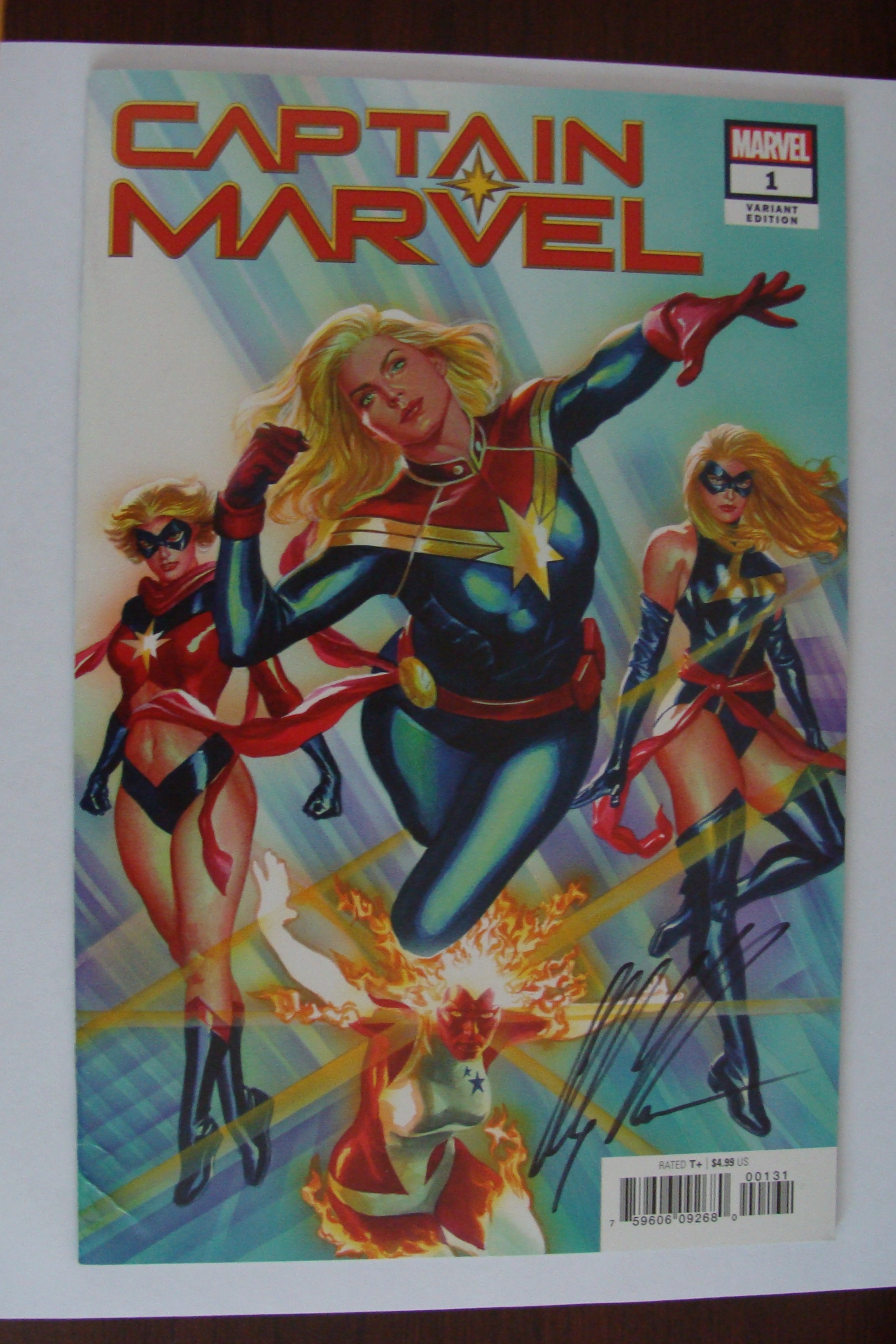 captain marvel alex ross