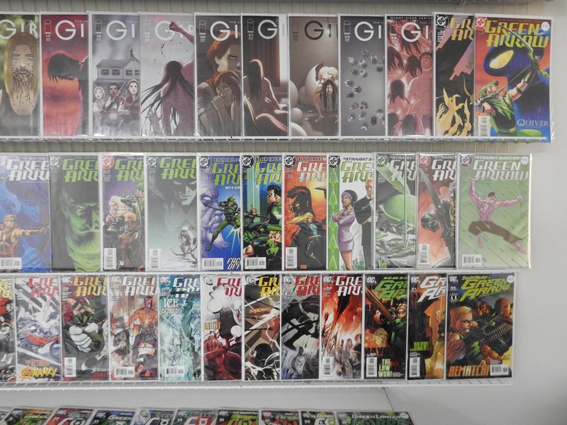 Huge Lot 150+ Comics W/ Green Arrow, Girls, Robin, Green Lantern, +More Avg VF+