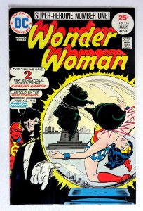 Wonder Woman #218 (1975) Red Tornado Phantom Stranger DC VF